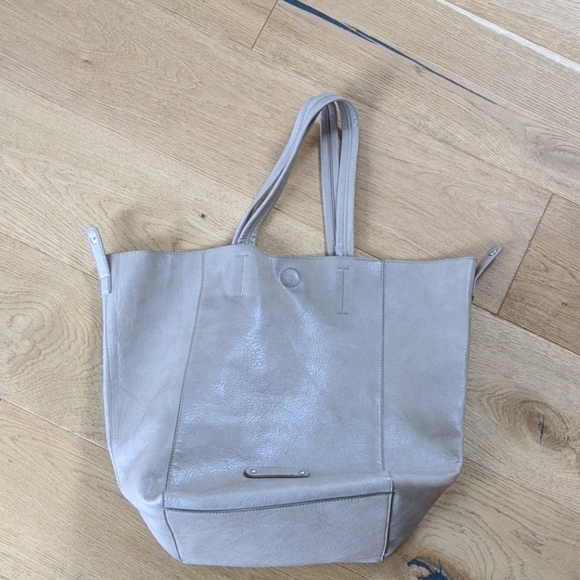 Vegan beige leather large handbag - Picture 1 of 7